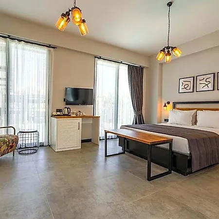 Hotel Primus Alacati Adult Only Ciftlikkoyu